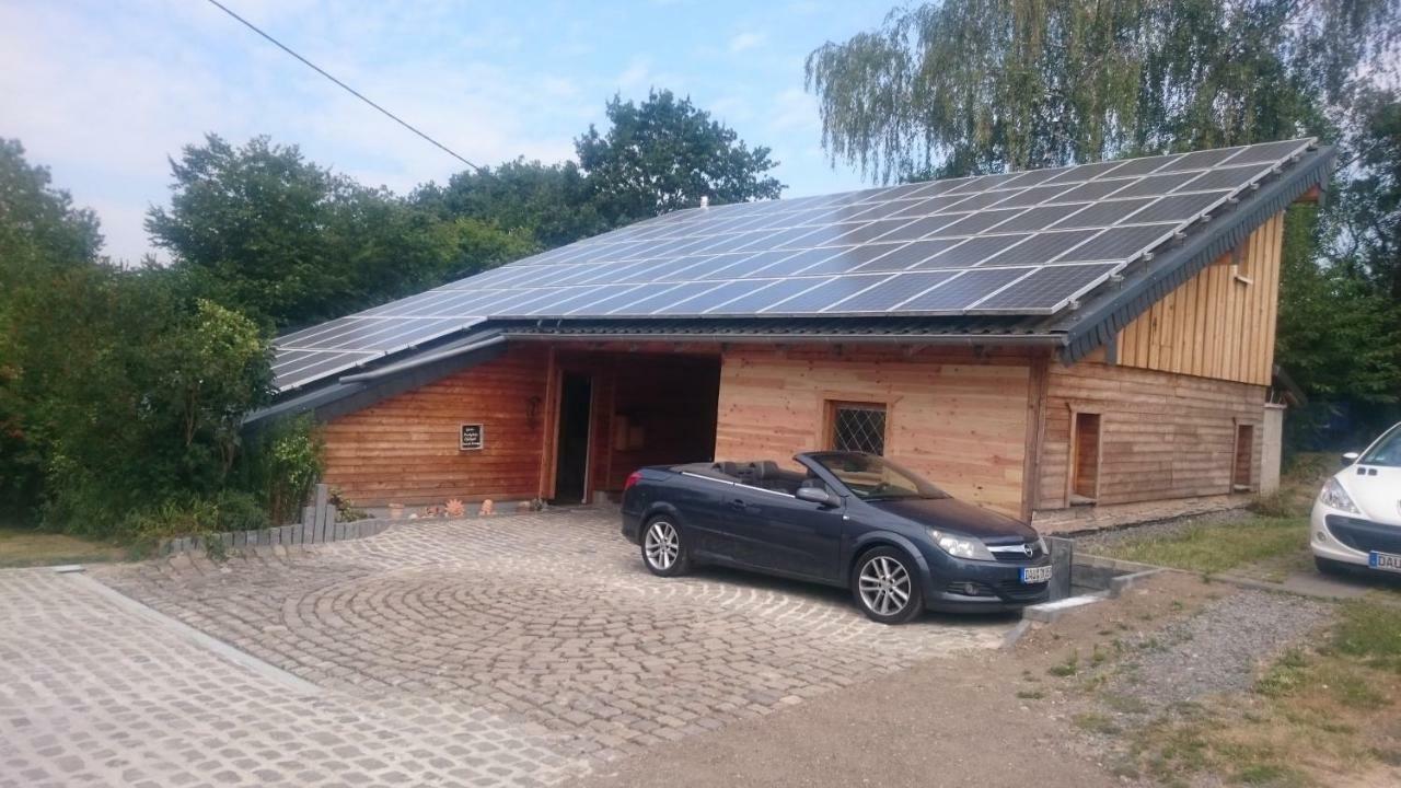 Eifelyeti Ferienwohnung Ellscheid Exterior photo